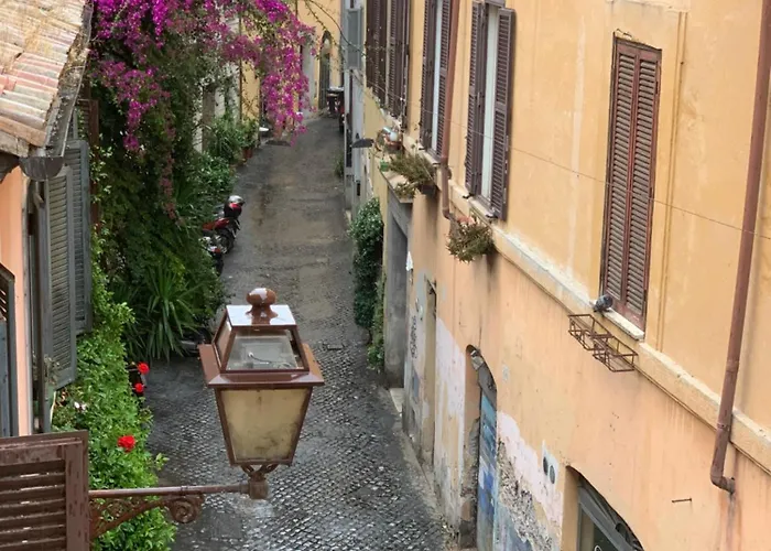 Nel Centro Storico. Апартаменты Рим